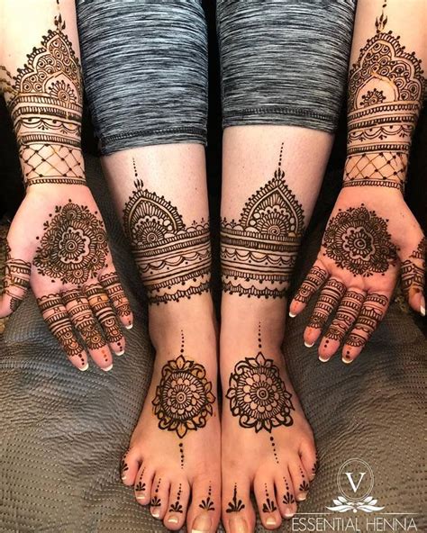 The Mesmerizing Beauty of Mehndi: A Color Street Journey